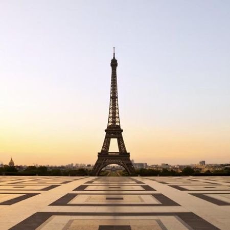 Gorgeous Paris Eiffel Tower Apartment Bagian luar foto