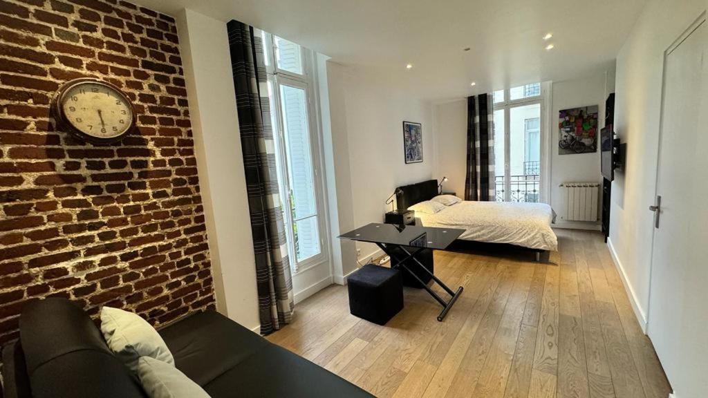 Gorgeous Paris Eiffel Tower Apartment Bagian luar foto
